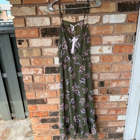 NWT Avec Les Filles Womens Chiffon Open Back Floral Midi Ruffle Dress Boho - Picture 10 of 11